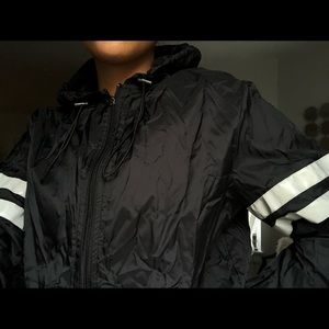 Light Windbreaker (Forever 21)